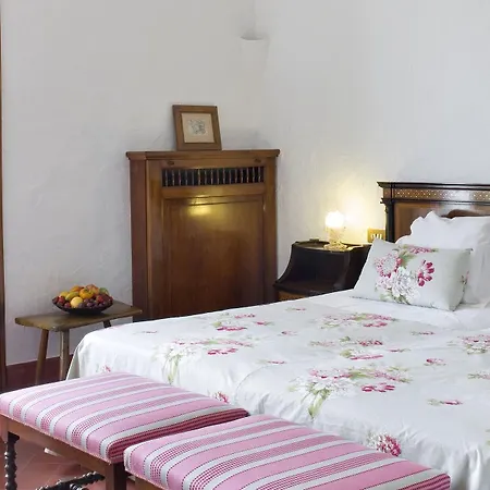 De La Gavina Gl - The Leading Of The World 5*