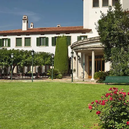 De La Gavina Gl - The Leading Of The World S'Agaro